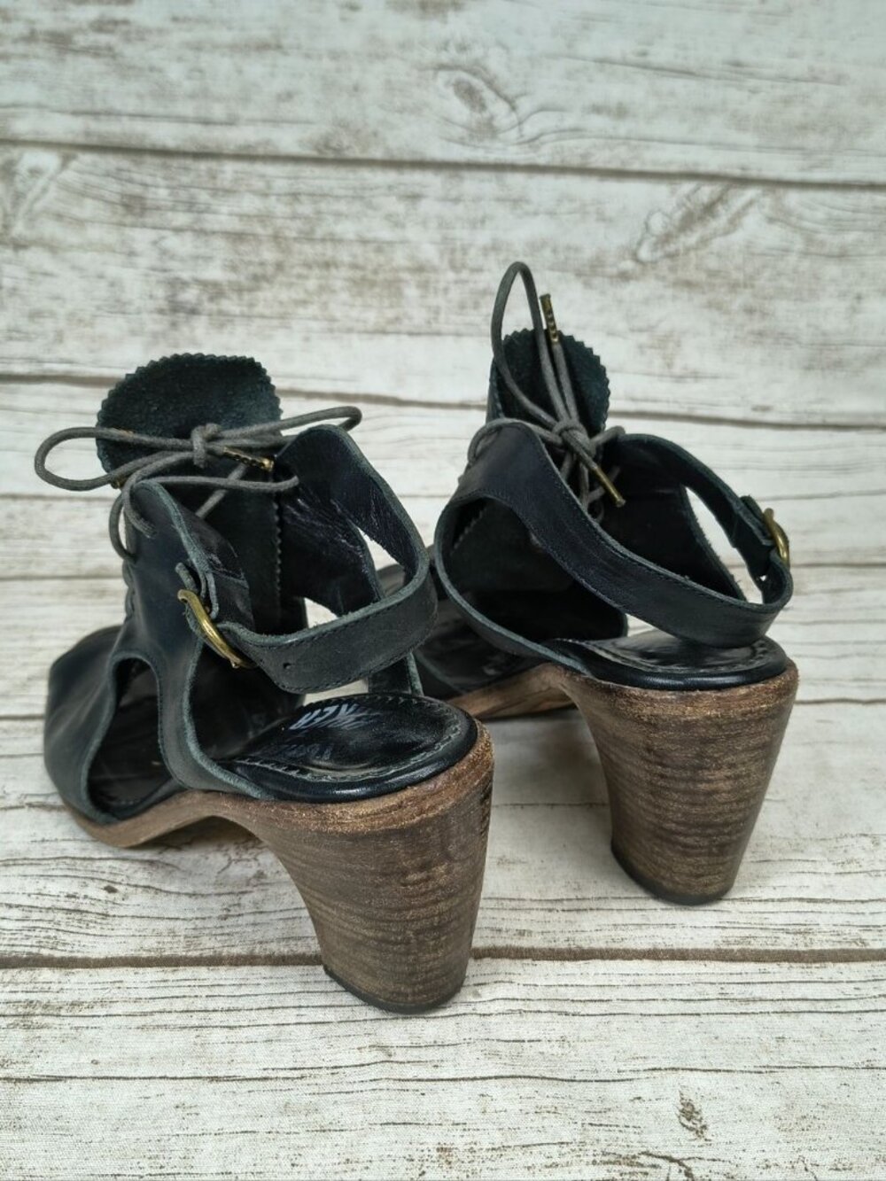 Fiorentino + Baker Black Leather Strappy Heeled Sandals Size 39 - Picture 3 of 10